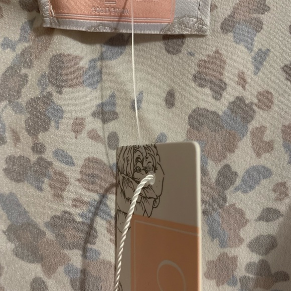 NWT CDM Sz M cream w/brown print. Tie bust line, flowy style w/ elastic waist. - Picture 4 of 4